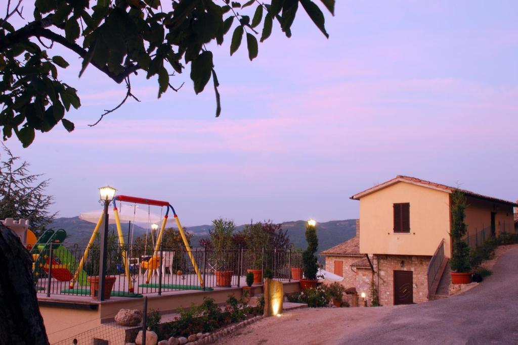 B&B La Terrazza Del Subasio Асизи Екстериор снимка