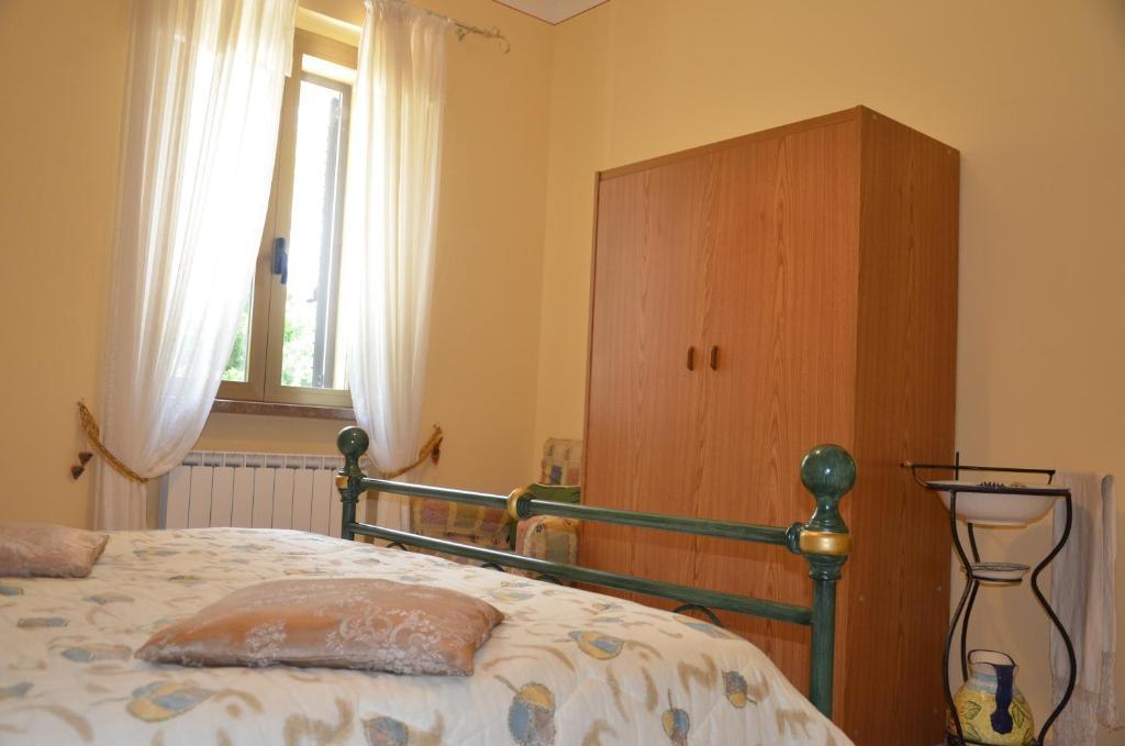 B&B La Terrazza Del Subasio Асизи Стая снимка